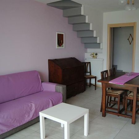 Tre Casette Villa เพลลา ภายนอก รูปภาพ