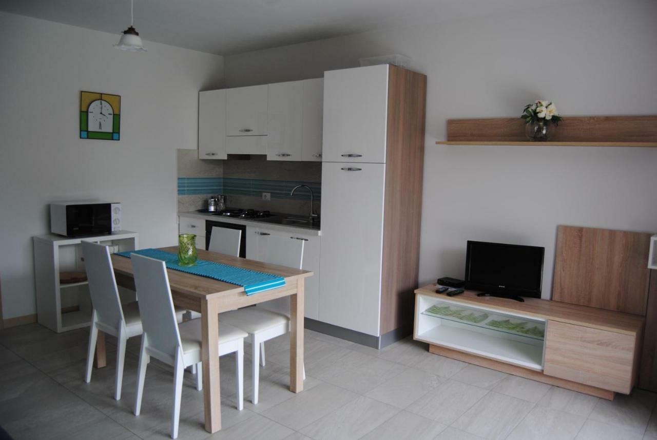 Tre Casette Villa เพลลา ภายนอก รูปภาพ